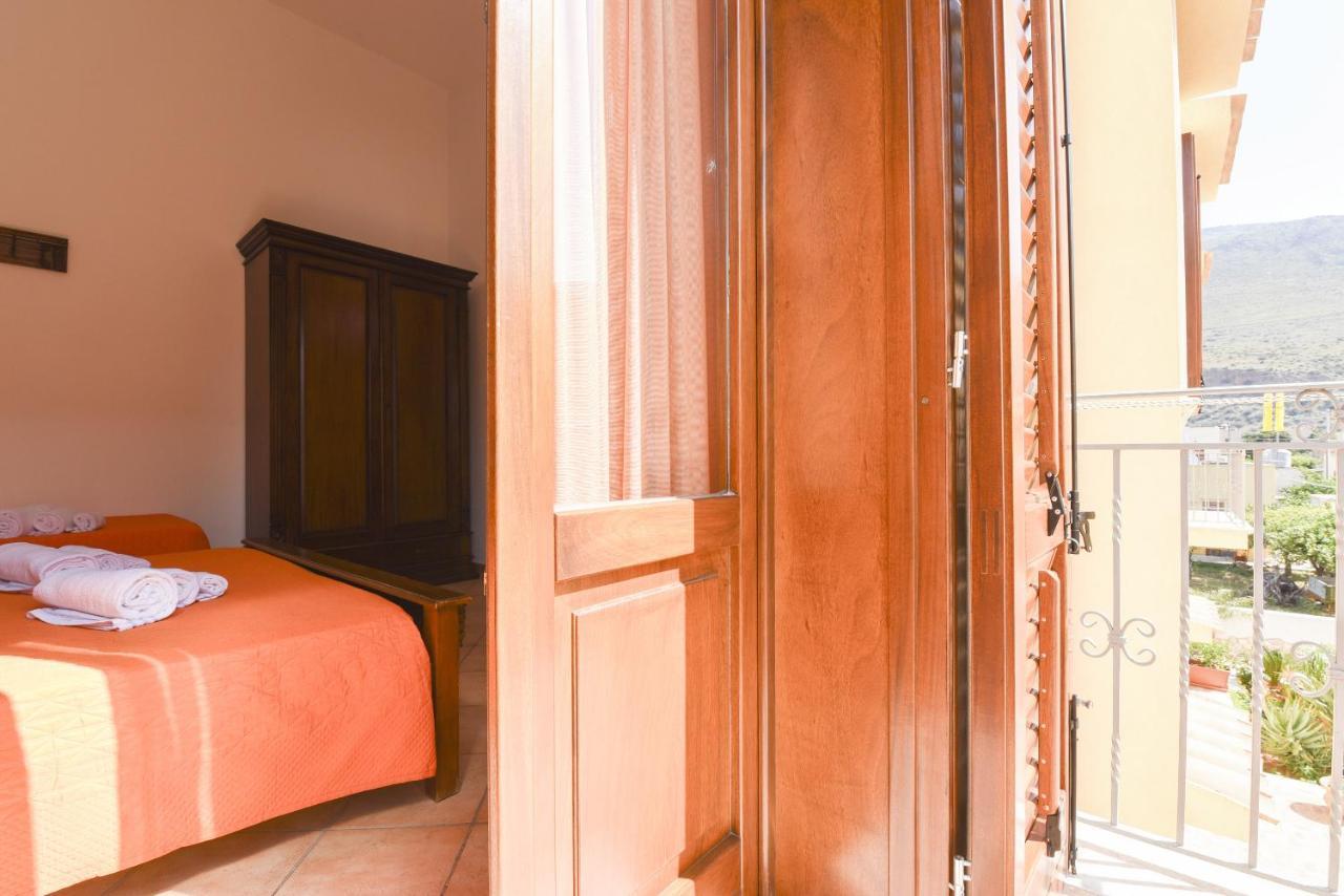 Bed and Breakfast Aurora Castelluzzo Zewnętrze zdjęcie