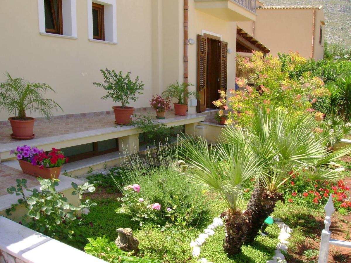 Bed and Breakfast Aurora Castelluzzo Zewnętrze zdjęcie